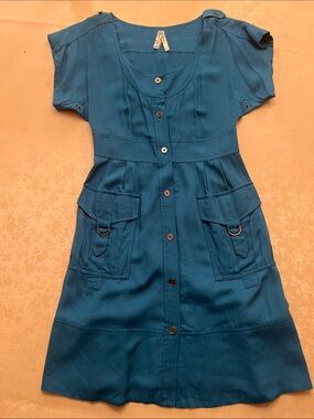 Maeve Teal Scoop-Neck Dress with Contrast Tag Detail